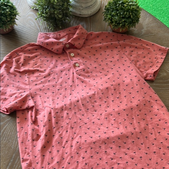 Old Navy Coral Polo with Tiny Black Palm Motif - Picture 4 of 7